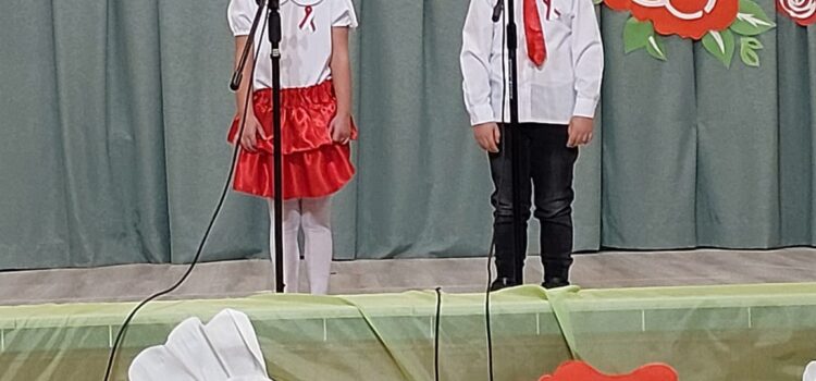 III Międzyprzedszkolny Festiwal Pieśni i Piosenki Patriotycznej „Tobie Polsko” III Międzyprzedszkolny Festiwal Pieśni i Piosenki Patriotycznej „Tobie Polsko”