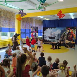 Teatrzyk pt.: „Piraci i wyspa tajemnic” Teatrzyk pt.: „Piraci i wyspa tajemnic”