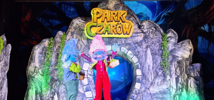 Spektakl „Park czarów” w Tarnobrzeskim Domu Kultury Spektakl „Park czarów” w Tarnobrzeskim Domu Kultury